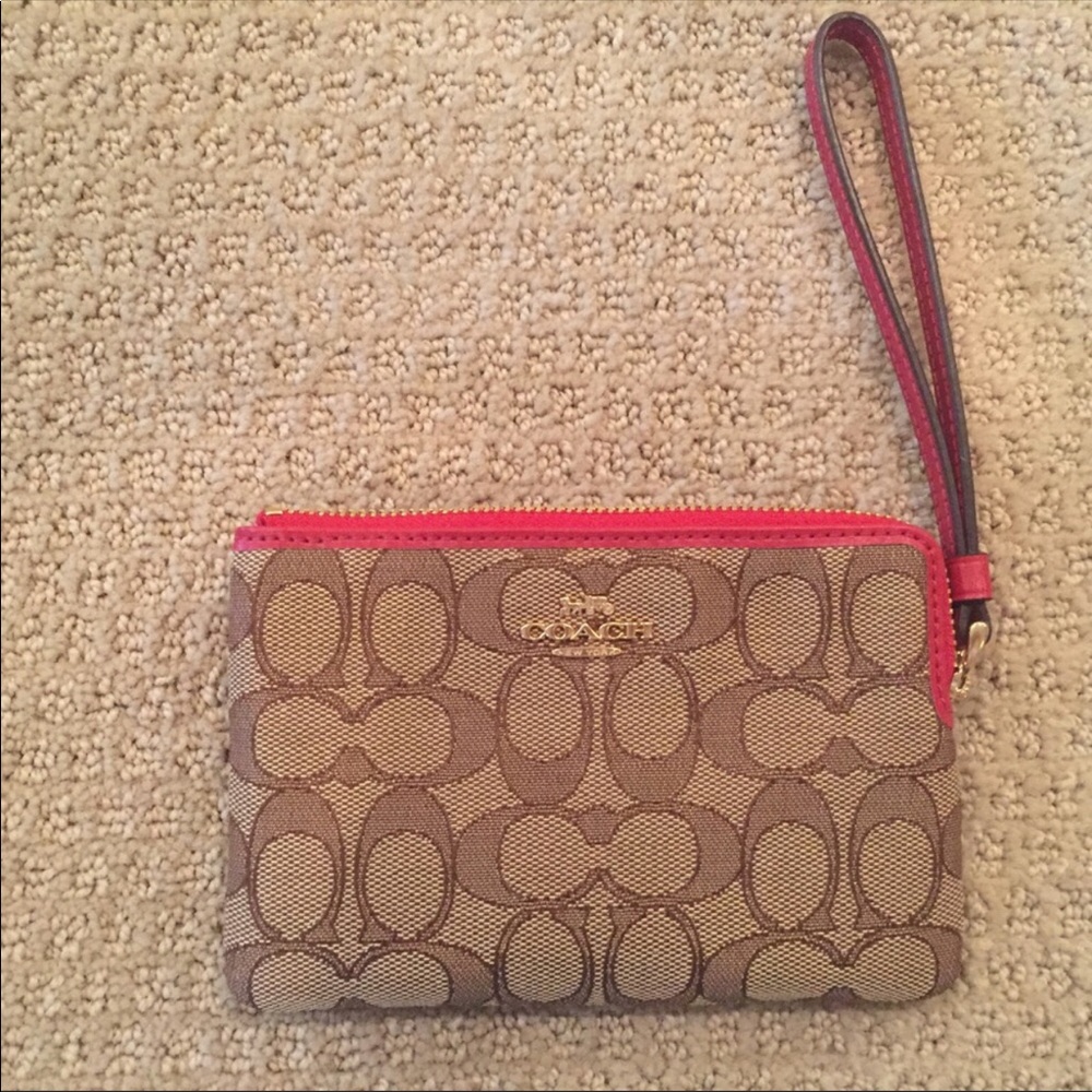 Coax wristlets